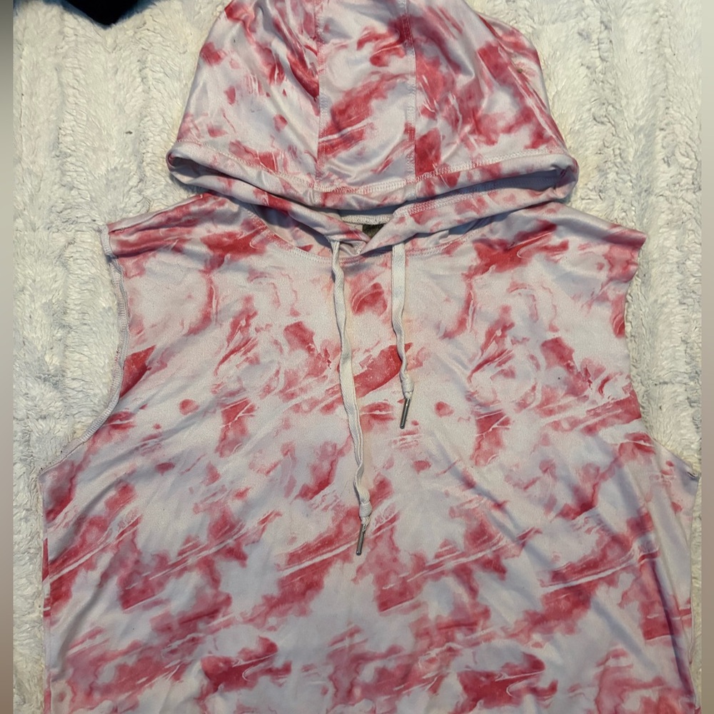 Tie-Dye Sleeveless Hoodie Top
